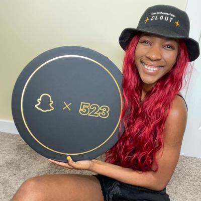 Whitney Singleton, photo 2