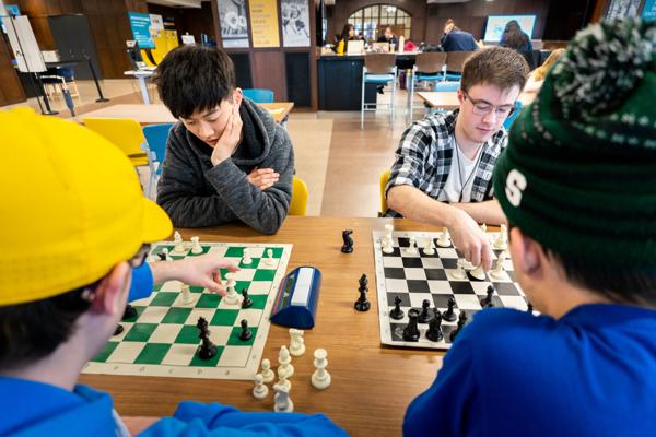 Robert Miller, photo 1