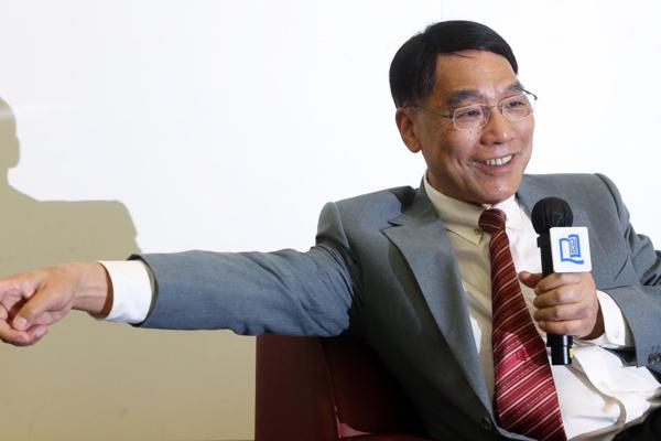 Albert Chan, photo 1