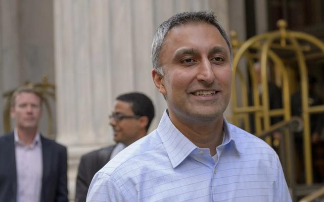 Mike Gupta, photo 1