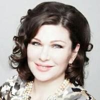 Dominika Pecinski yalangoch fotosuratlar