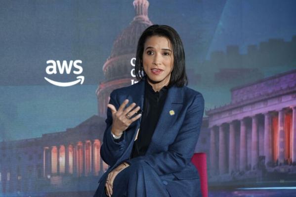 Adriane Harris, photo 1