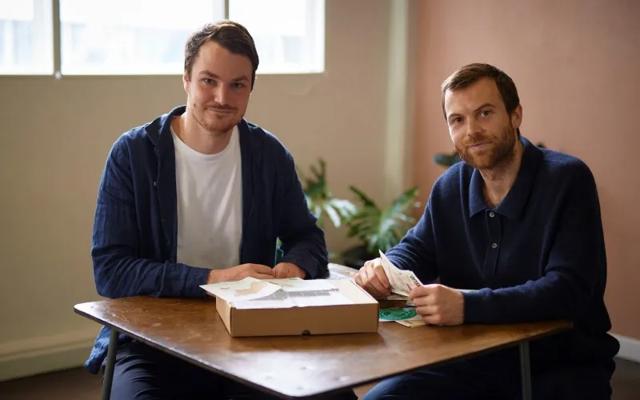 Josh Bowden, photo 1