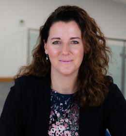 Suzanne Hewitt, photo 1