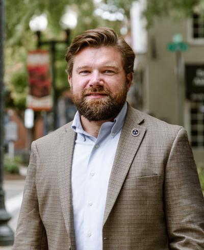 Lance Villio, photo 1