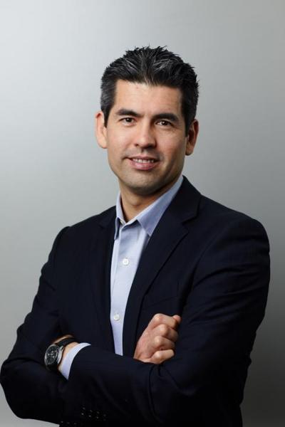 Sean McMahon, photo 1