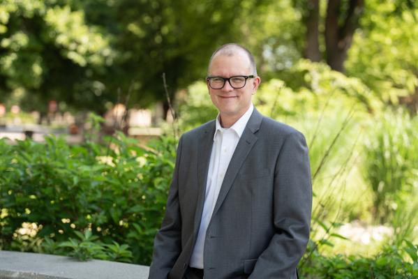 Gregory Carlson, photo 2