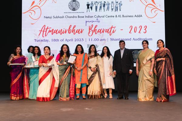 Sona Ghose, photo 2