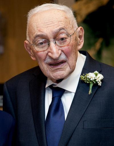 Howard Langer, photo 2