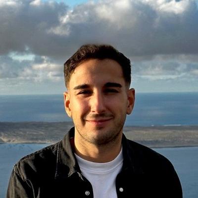 Adrian Torres, photo 1