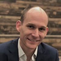 Taylor Larson, photo 2