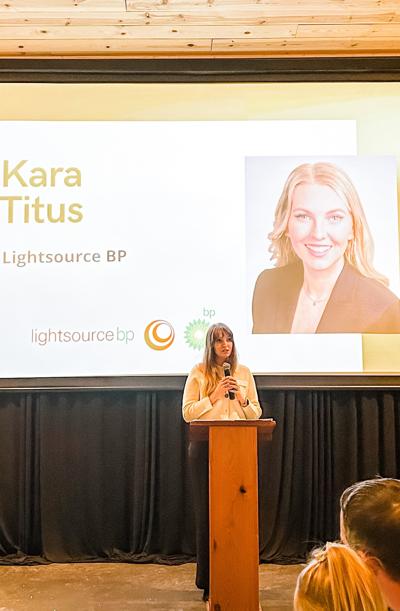 Gloria Kayser, photo 1