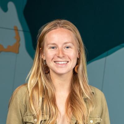 Hannah Macdonald, photo 2