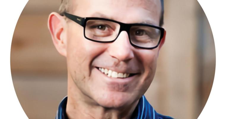 Aaron Noveshen, photo 2