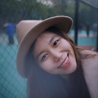 Lulu Zhuang, photo 2