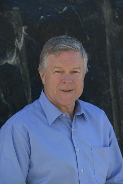 Stuart Lucas, photo 1