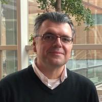 Chris Athanassopoulos, photo 1