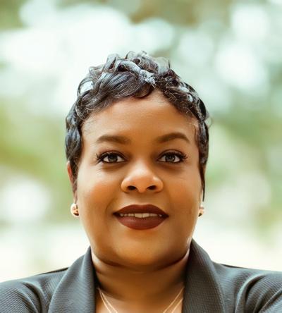 Janelle Fouche, photo 1