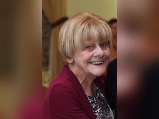 Anna Petitt, photo 2