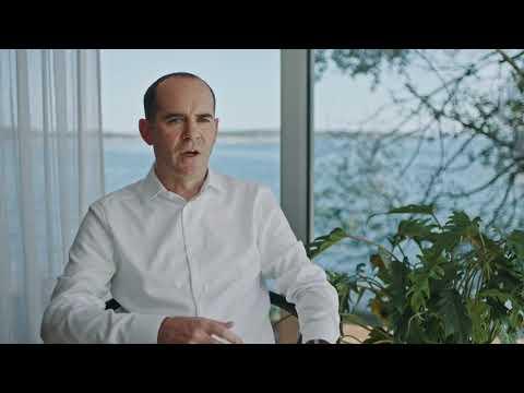 Simon Bradford, photo 1