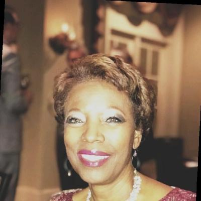 Gail Henderson, photo 1