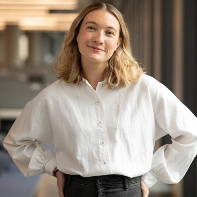 Ashley Shaw, photo 1