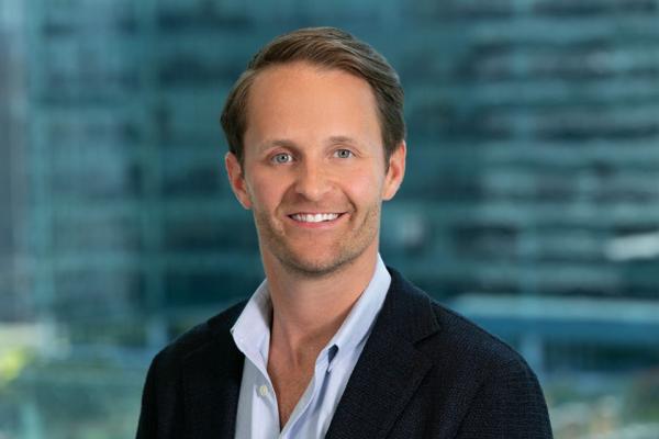 Logan Bartlett, photo 1