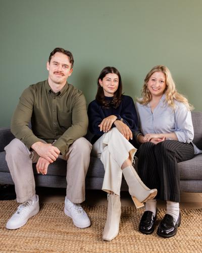 Mitchell Hale, photo 2