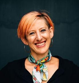 Lara Buelow, photo 1