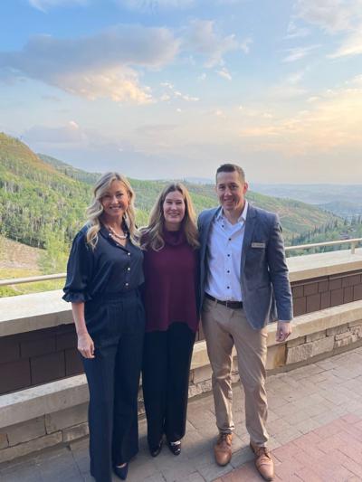 Christine Hinton, photo 2