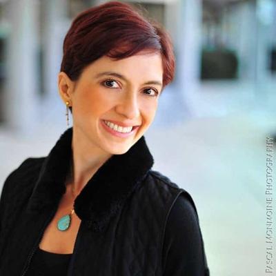 Farnoosh Brock, photo 1