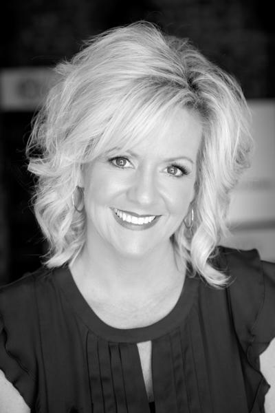 Leanne Toth, photo 1