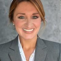 Jennifer Bennett, photo 2