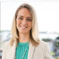 Alexandra Young, photo 2