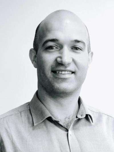 Alan Mitchell, photo 1