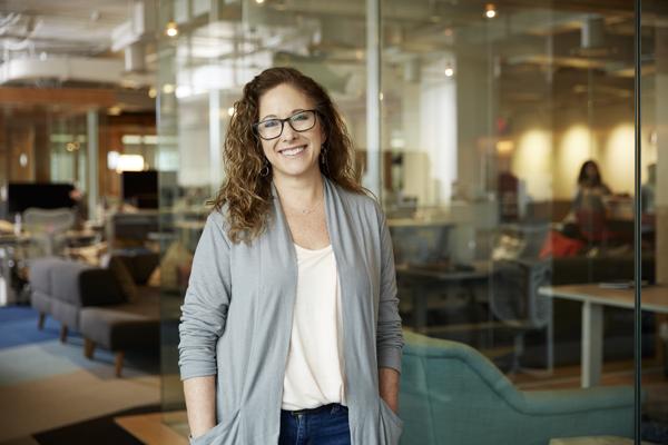 Julia Austin, photo 1