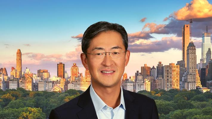 Mike Joo, photo 1