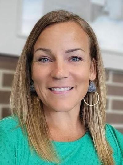 Erin Warren, photo 1