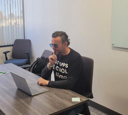 Mike Moline, photo 2