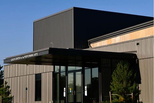 Bryan Leach, photo 2