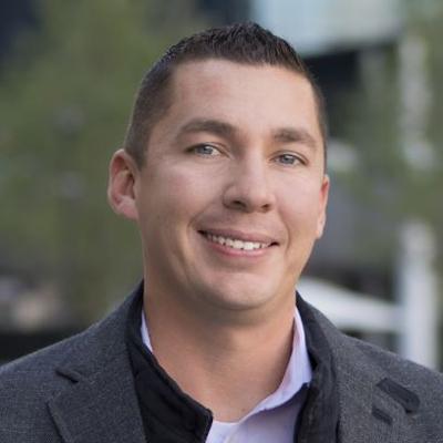 Mike Farrell, photo 1