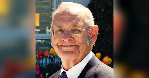 Larry Lires, photo 2