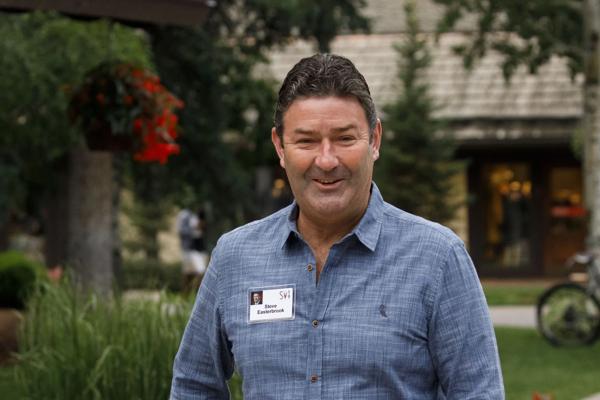 Steve Macdonald, photo 1