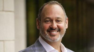 Jay Hollomon, photo 2