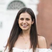 Olivia Scott, photo 2