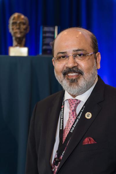 Sunil Sinha, photo 2