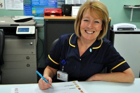 Elaine Nightingale, photo 1