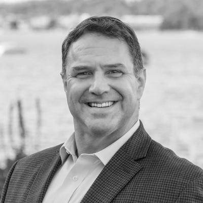 Steve Hovagimyan, photo 2