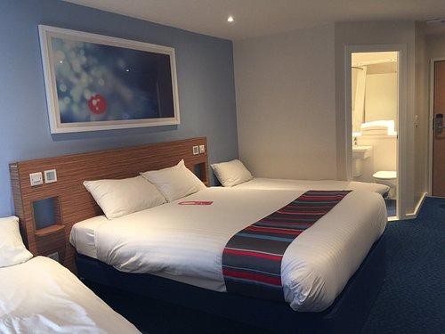 Adrian Barry, photo 2