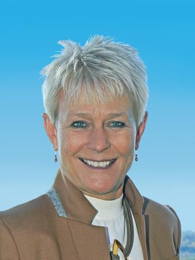 Connie Blake, photo 1